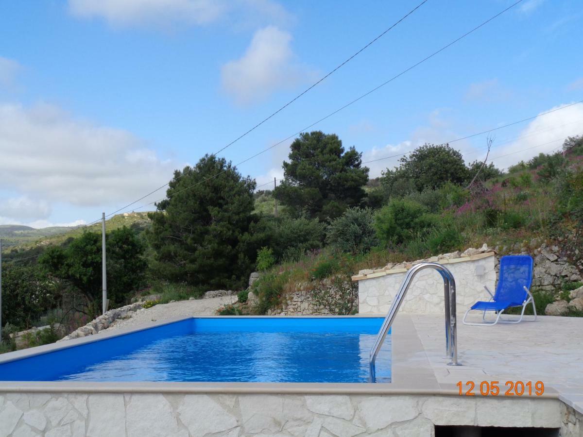 Vila La Pietra Chiaramonte Gulfi Exteriér fotografie